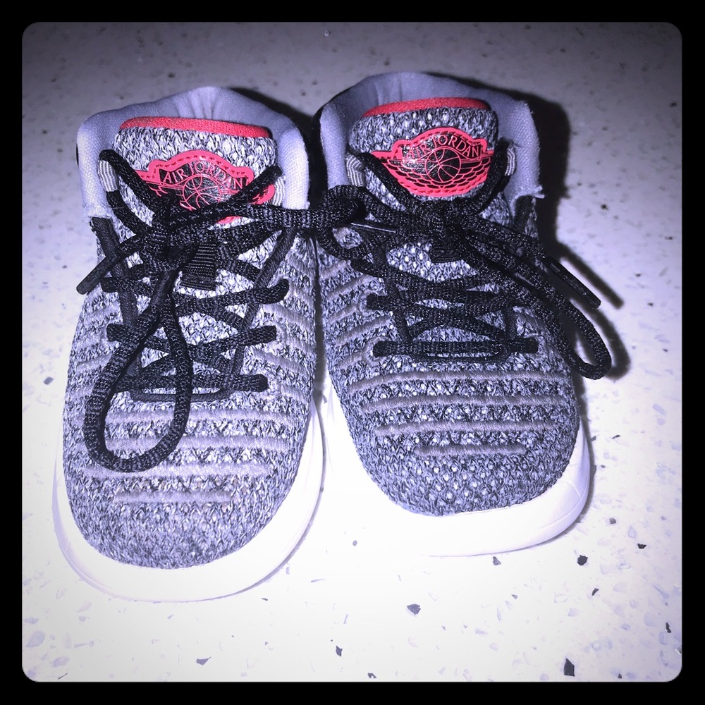 Toddler Jordan AJ XXXII Mid!